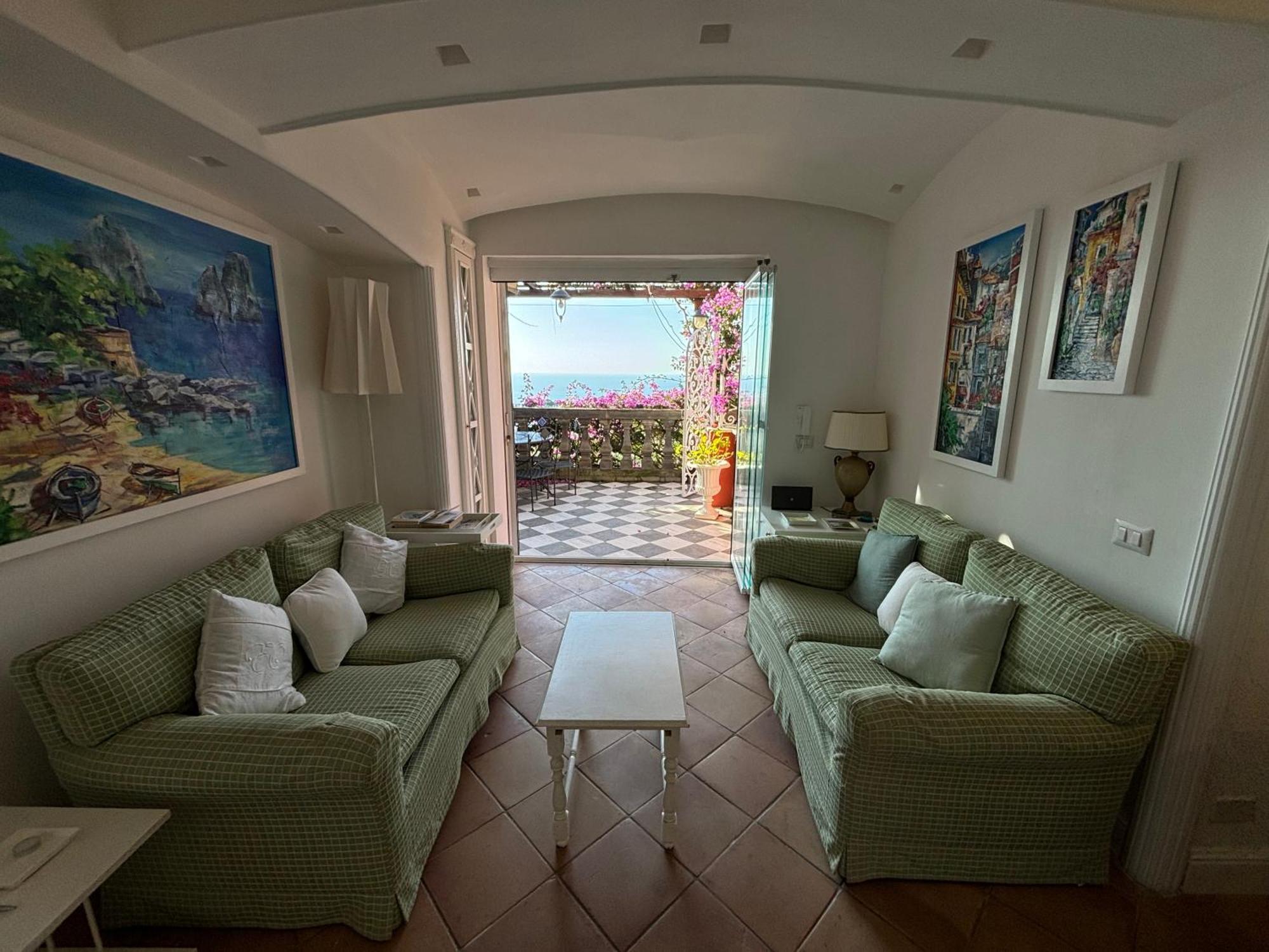 Luxury House In Villa Pompeiana Via Camerelle Con Terrazza Vista Mare Капри Екстериор снимка